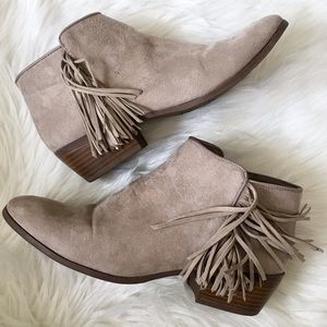 Circus Sam Edelman Booties Size 7